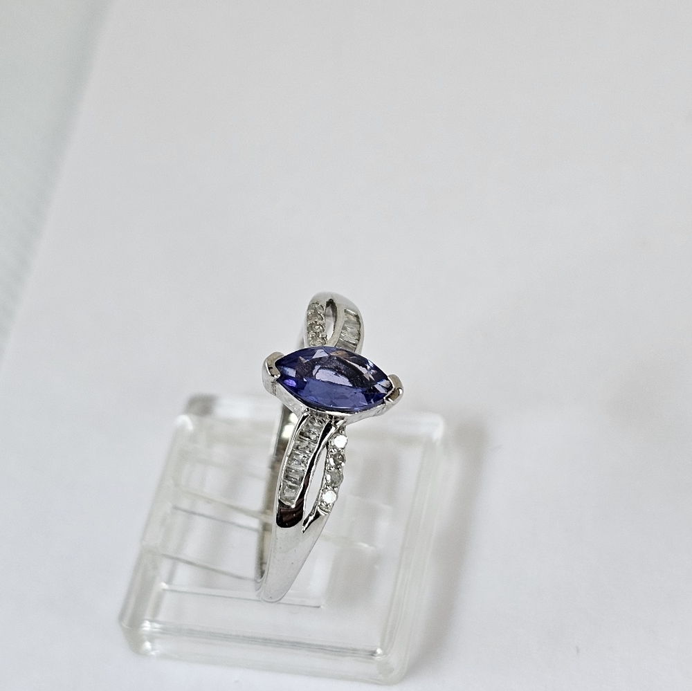 Genuine AAA Tanzanite & Diamond Ring Size 9! - Picture 6 of 7